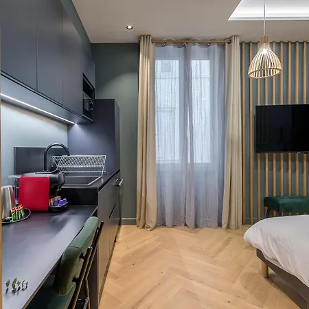 Love hotel Romantique Balneo Et Sauna *